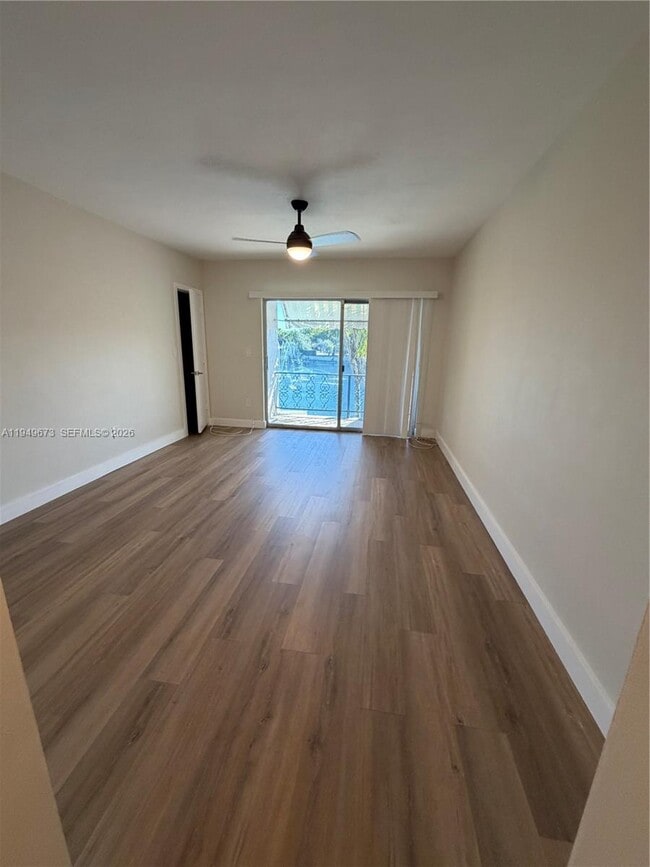 Building Photo - 7216 Jacaranda Ln