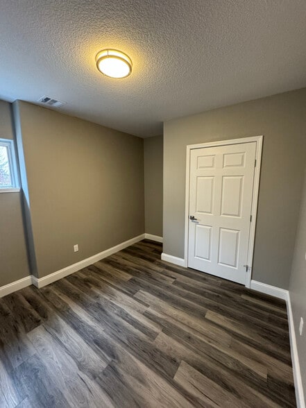 Building Photo - 3000 W Kellogg Dr