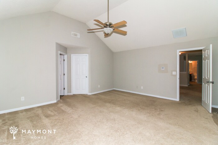 Building Photo - 365 Oak Terrace Dr