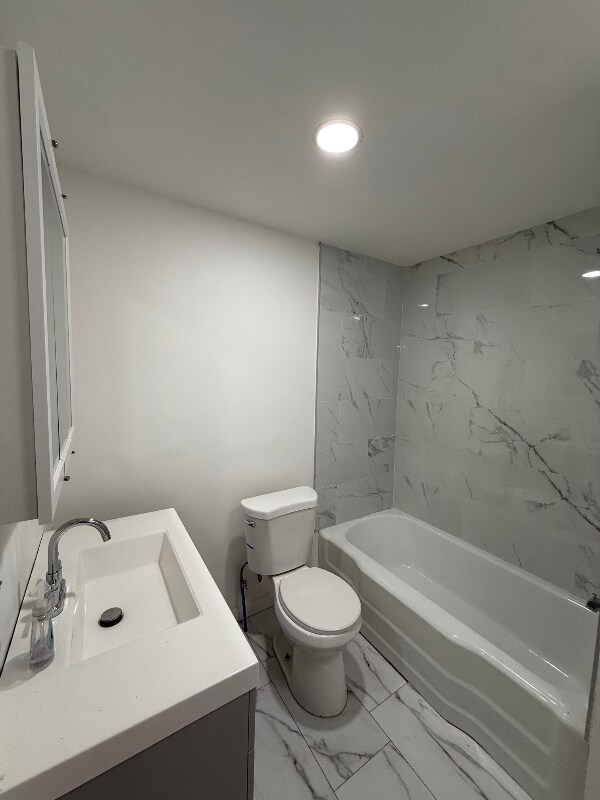 Building Photo - 109 6th Ave