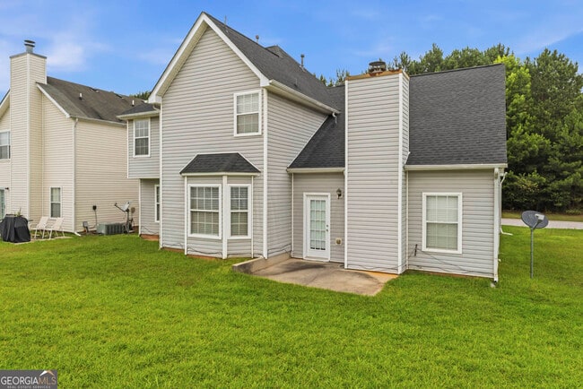 Building Photo - 11925 Spring Lake Way