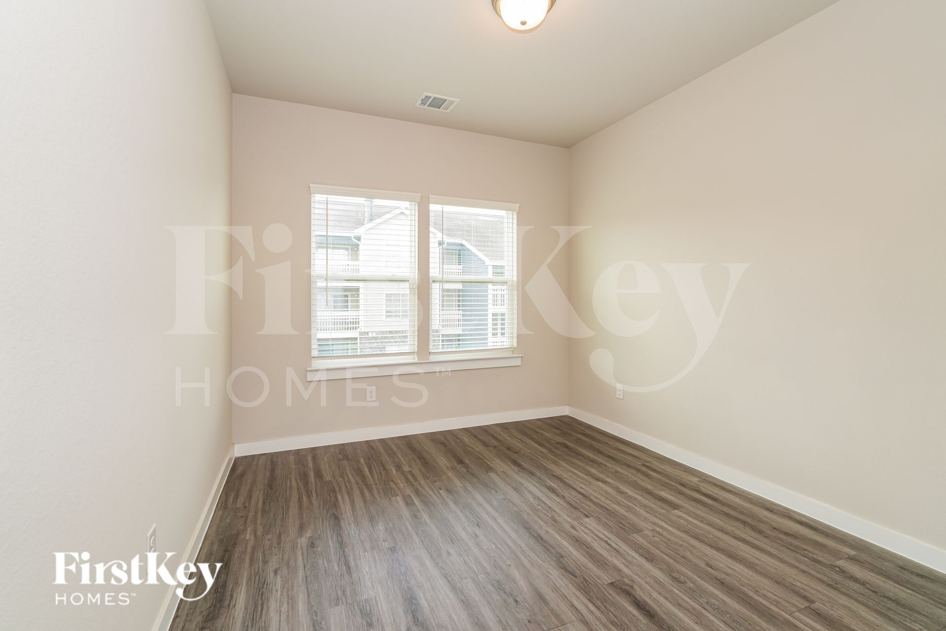 Building Photo - 18330 W Centro Cir