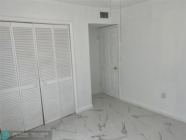Building Photo - 2441 NW 13th St