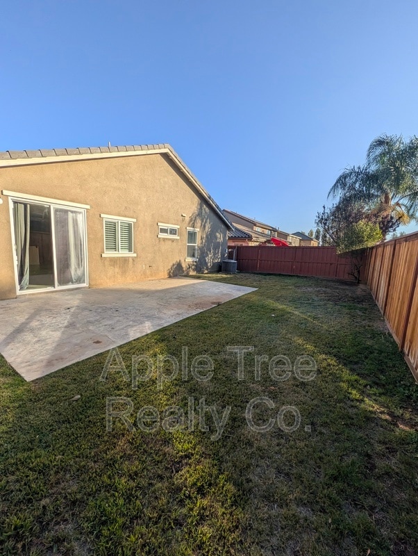 Building Photo - 1349 Edelweiss Dr