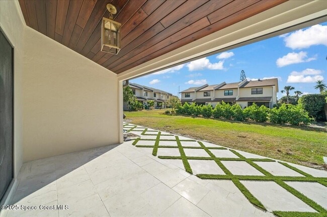 Building Photo - 201 Fifth Ave