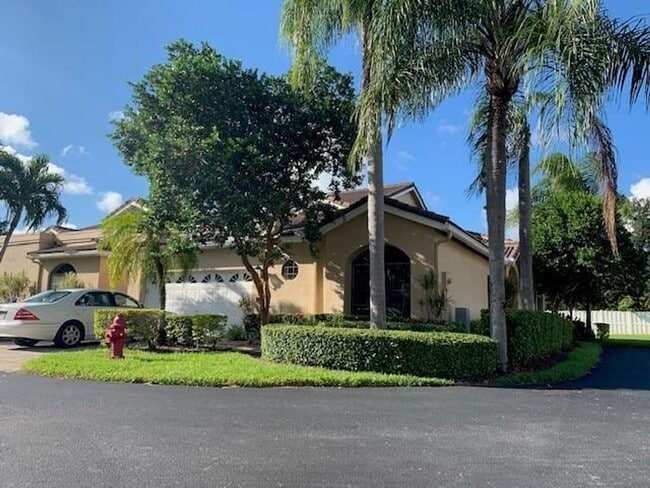 Building Photo - 6743 Montego Bay Blvd