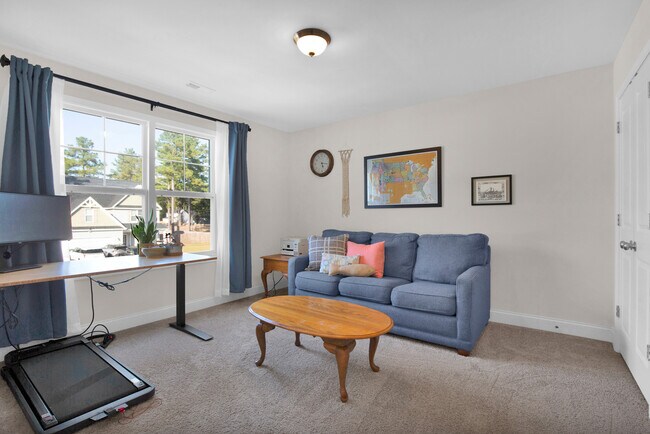 Building Photo - 245 Lonesome Glory Dr
