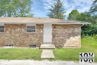 Building Photo - 1729 Elaine Rd