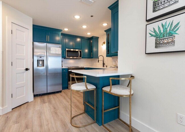 Building Photo - 27100 Perdido Beach Blvd