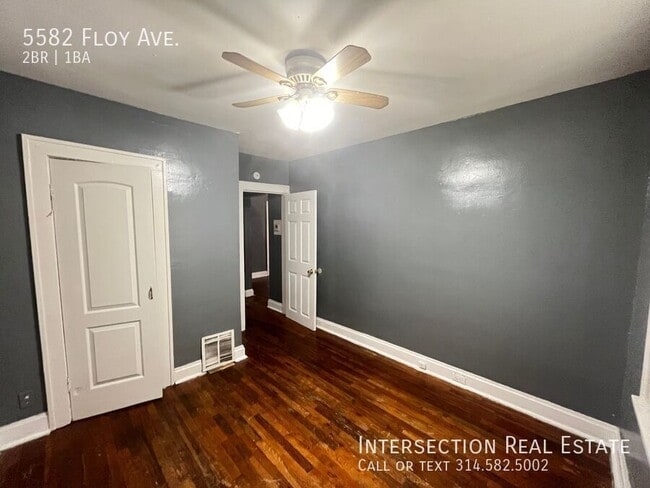 Building Photo - 5582 Floy Ave