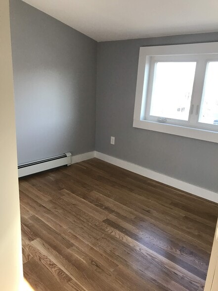 Building Photo - 289 Beacon St