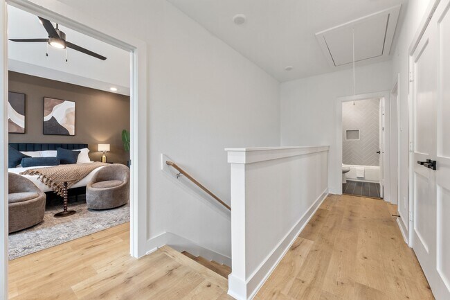 Building Photo - 515 Altic St