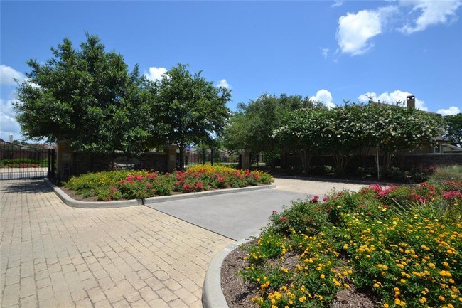 Building Photo - 5918 Crawford Hill Ln