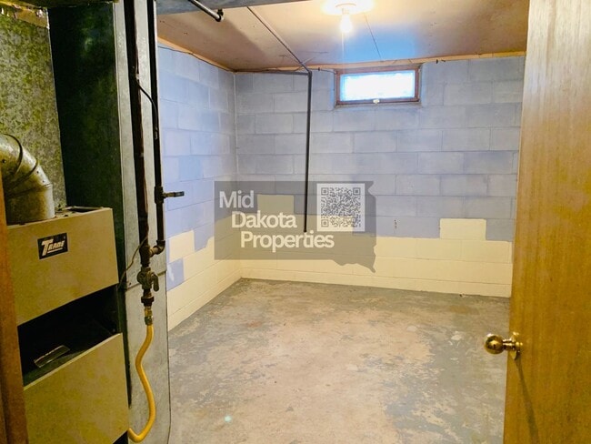 Building Photo - 710 S Wisconsin-2 Bedroom House