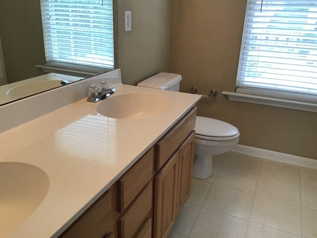 Building Photo - 107 Sentinel Ct