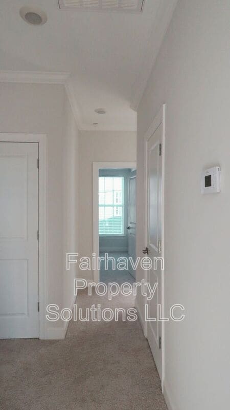 Building Photo - 1978 Mitchell Ave