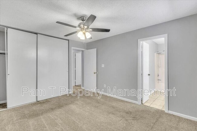 Building Photo - 120 Fox Chase Rd