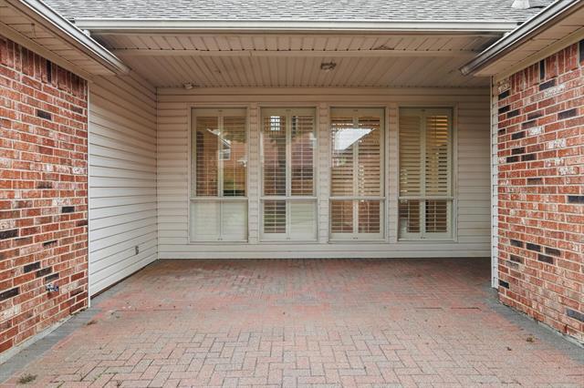 Building Photo - 7309 Alandale Dr
