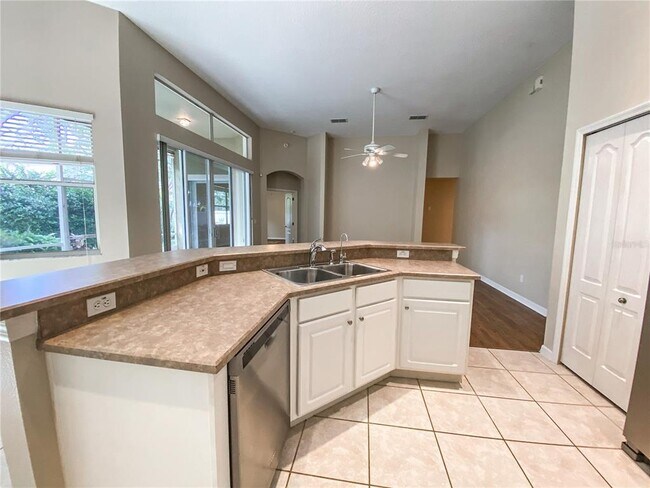Building Photo - 3289 Red Ash Cir