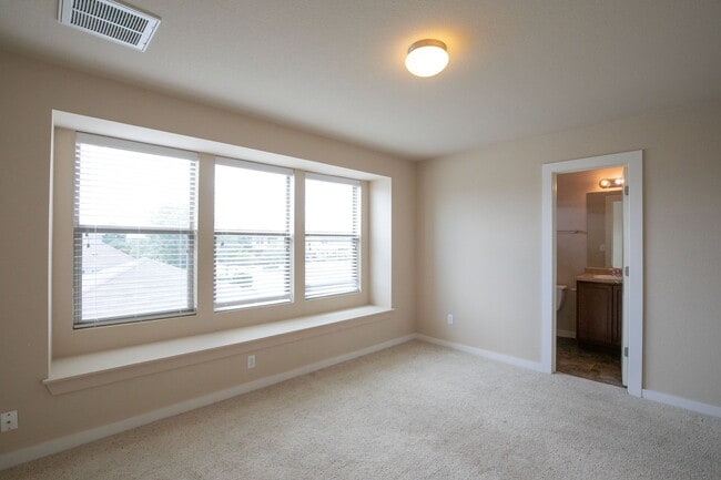 Building Photo - 4528 Credo Lane