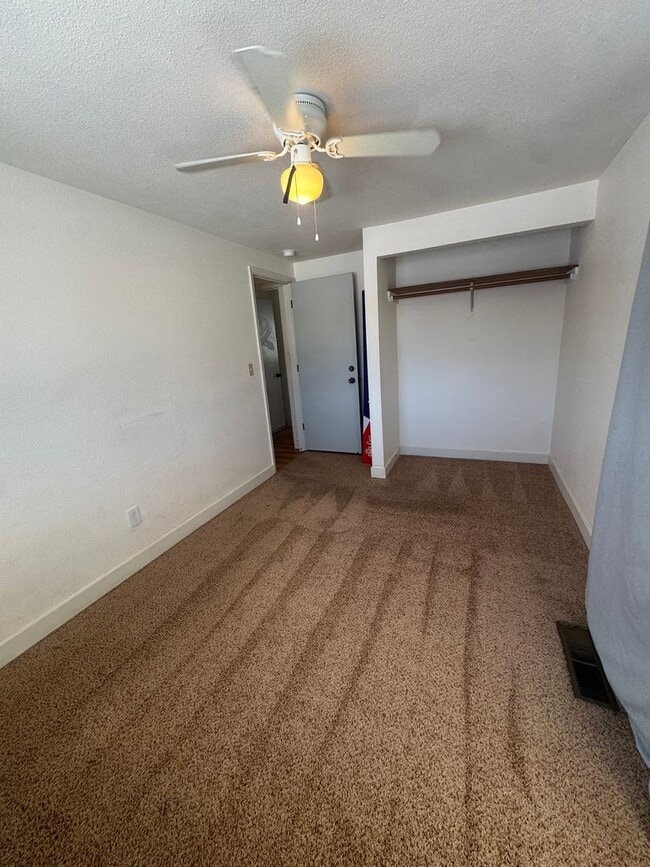 Building Photo - 1808 Twining Dr