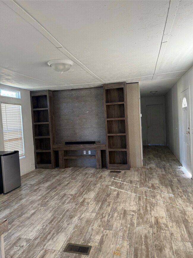 Building Photo - 239 Road 5027 Rd