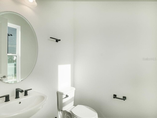 Building Photo - 2050 Packing District Wy