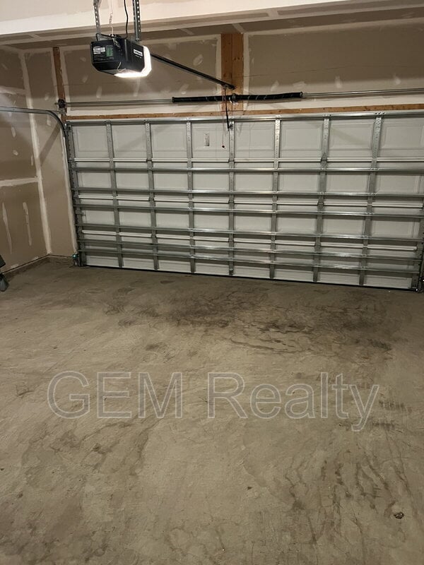 Building Photo - 6259 Bobcat Ln