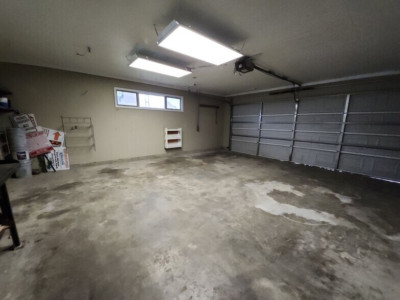 Building Photo - 701 Grigsby Ave