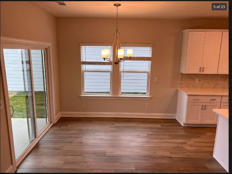 Building Photo - 1310 Tulip Ct