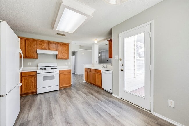 Building Photo - 6431 St Leonard Dr