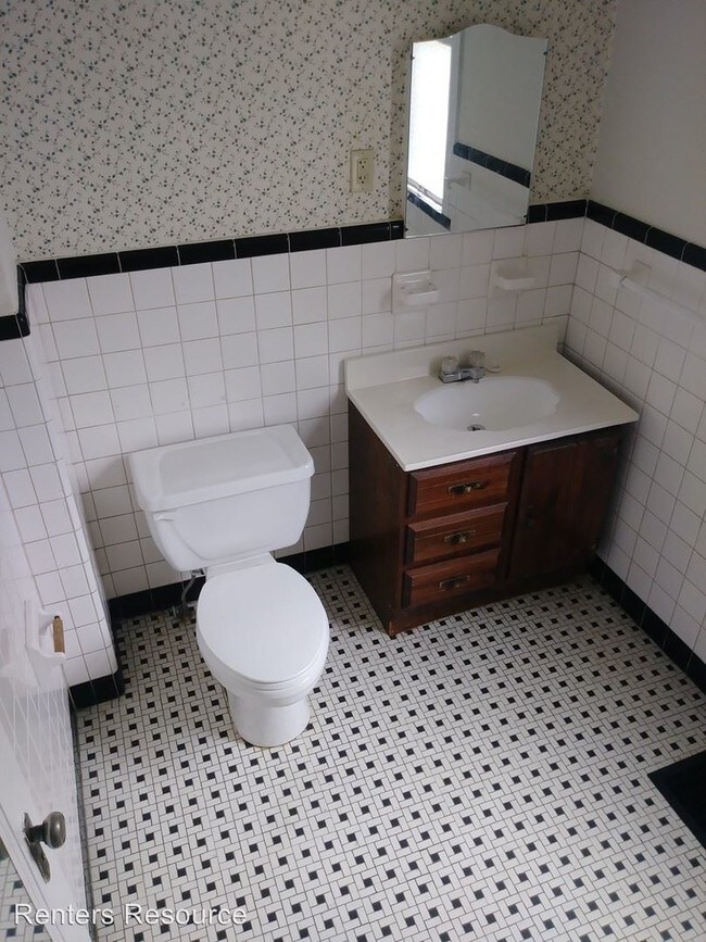 Building Photo - 2 br, 1 bath House - 8582 Partridge Ave