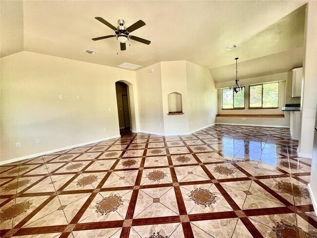 Building Photo - 8127 Burleson Manor Rd