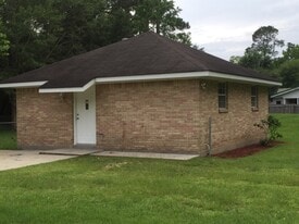 Building Photo - 8709 Stonewall St