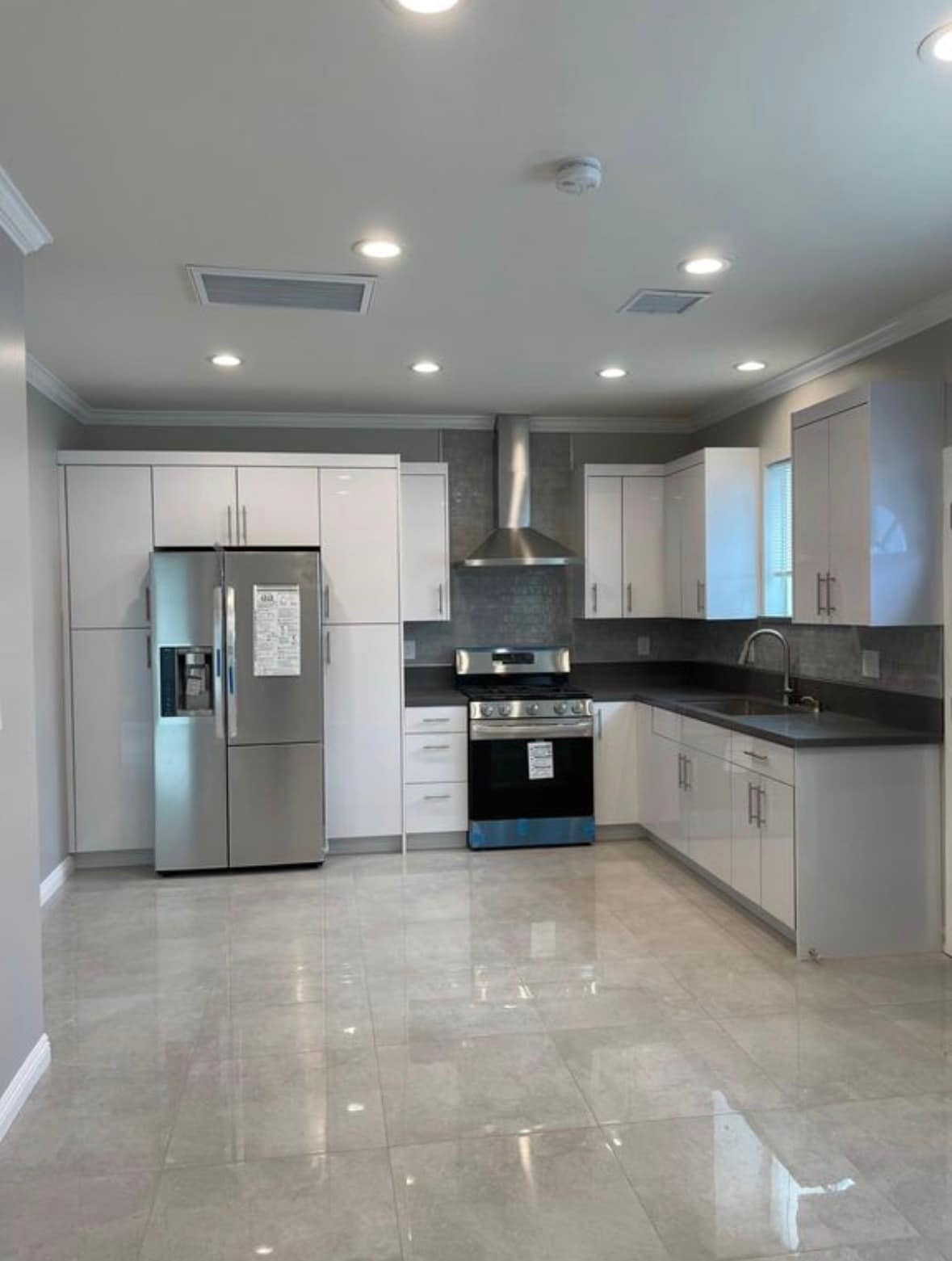 Building Photo - 16242 Londelius St