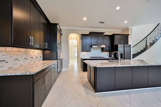 Building Photo - 27810 Burnett Hills Ln