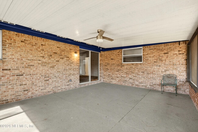 Building Photo - 217 Quince Ct