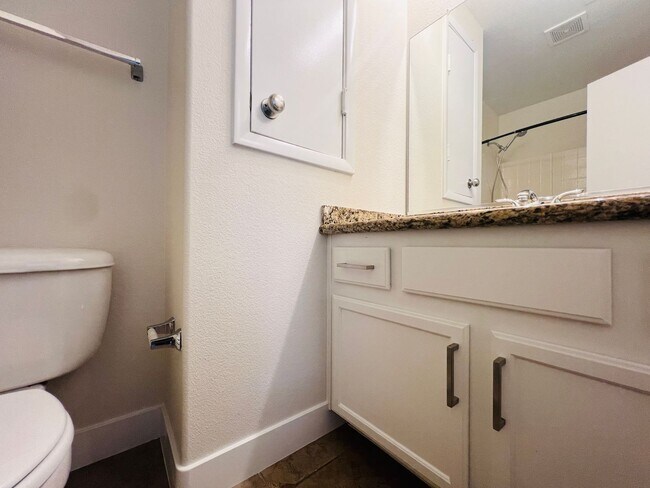 Building Photo - REMODELED, SPACIOUS, 4 BEDROOM HOME WITH VAULTED CEILINGS AND LOFT