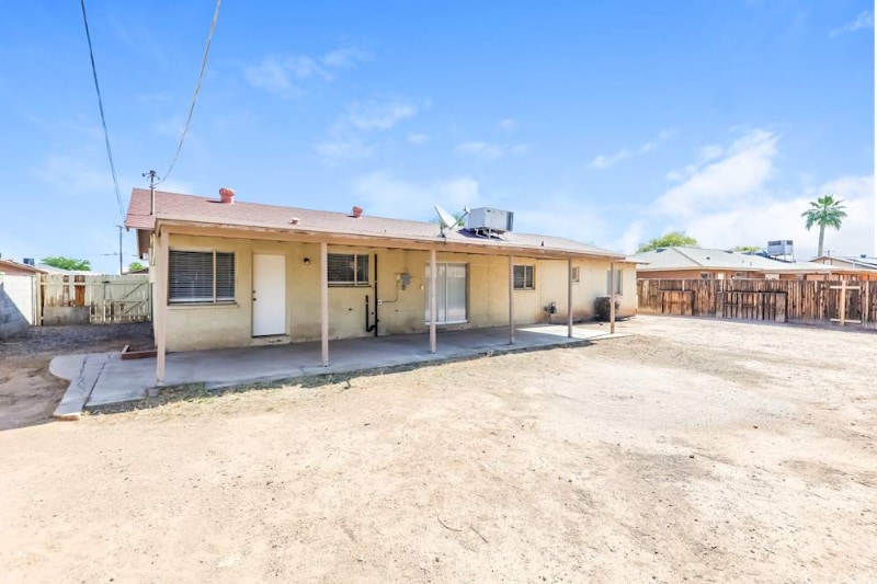 Building Photo - 4908 W Catalina Dr
