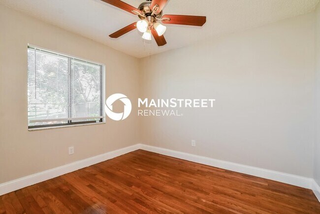 Building Photo - 4 Bedroom Pet-Friendly Home in LONGWOOD, FL with Main Street Renewal