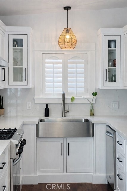 Building Photo - 611 Avenue C