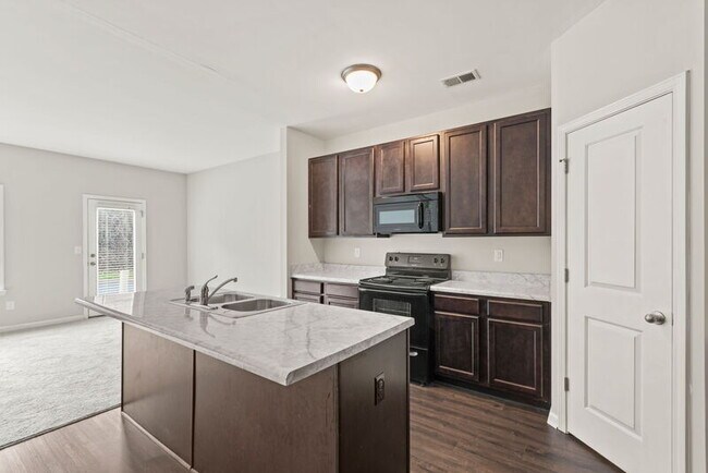 Building Photo - 3205 Blue Springs Trace