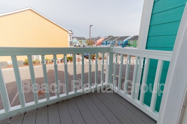 Building Photo - 773 Moen Pl