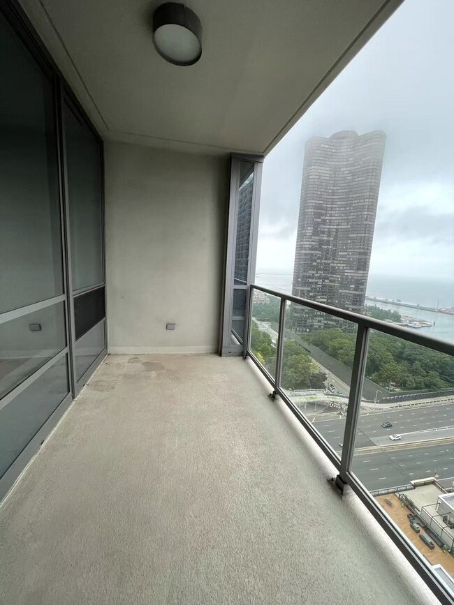 Building Photo - 600 N Lake Shore Dr