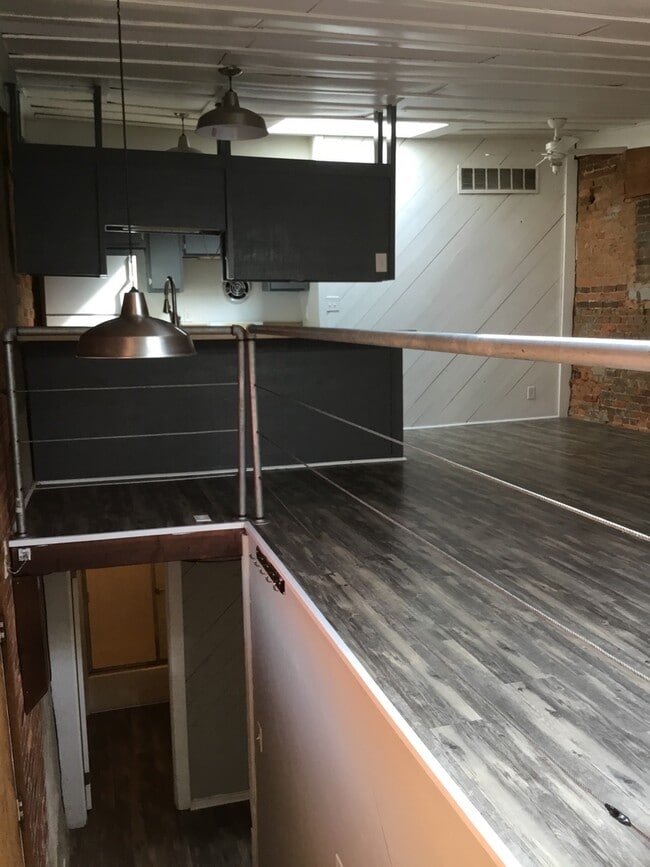 Building Photo - 514-516 ½ N 9th Street