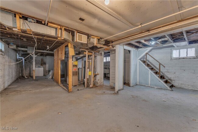 Building Photo - 3746 W 140th St