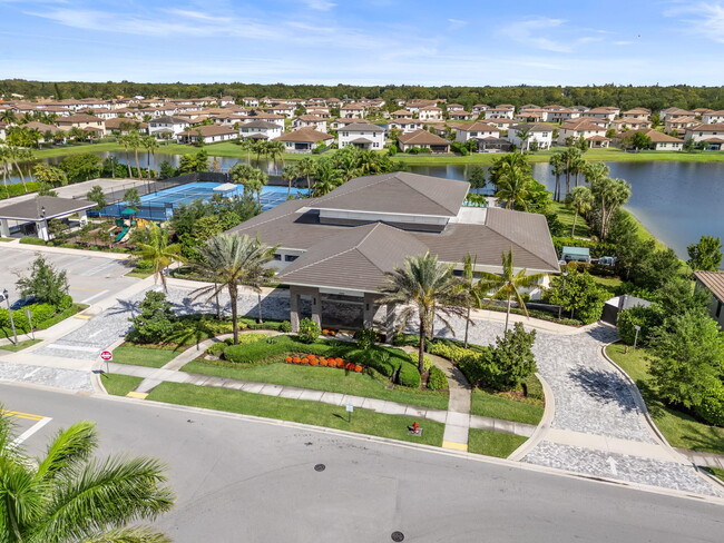 Building Photo - 3270 Dunning Dr