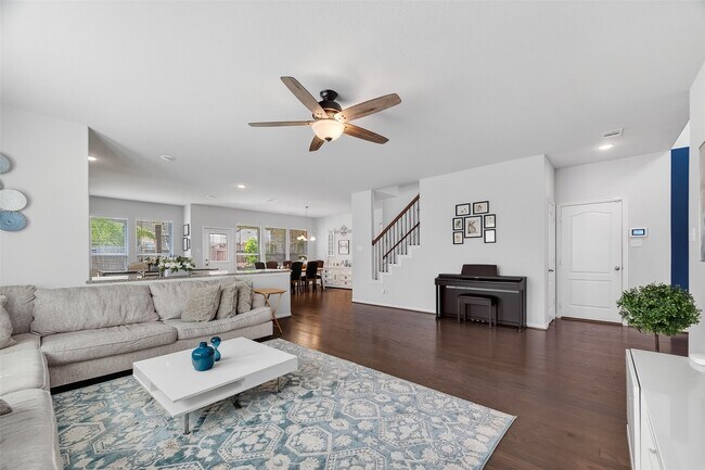 Building Photo - 2314 Trocadero Ln