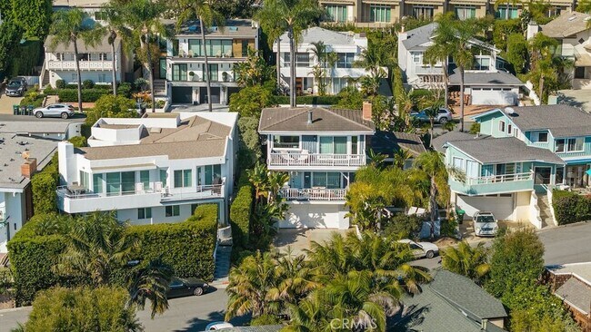 Building Photo - 128 Crescent Bay Dr