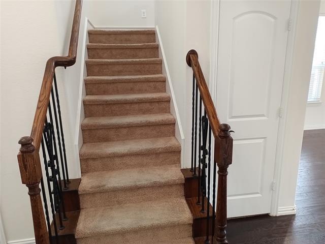 Building Photo - 1704 Freedom Dr